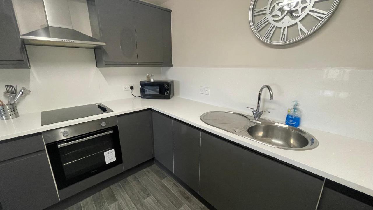 Mays Apartments - 102 Mill Street, Free Parking, 2 Minute Walk To Baltic Market And City Centre - Apartments Sleep 1-10 Guests Ліверпуль Екстер'єр фото