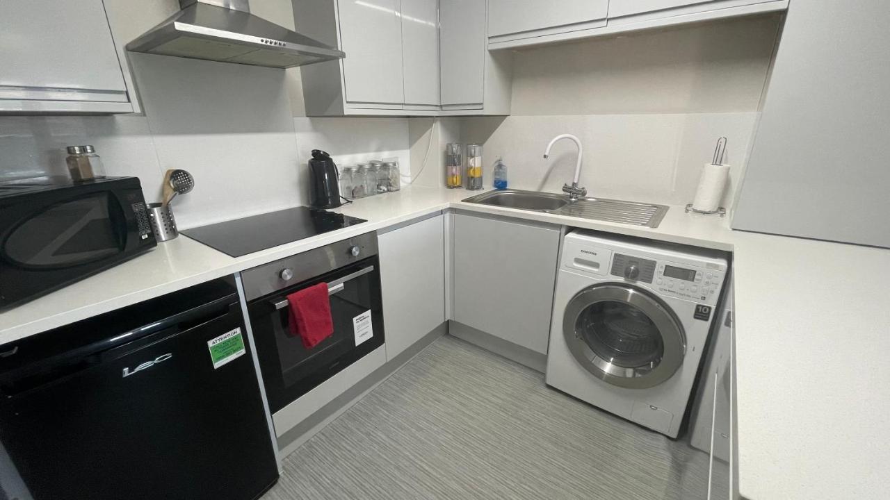 Mays Apartments - 102 Mill Street, Free Parking, 2 Minute Walk To Baltic Market And City Centre - Apartments Sleep 1-10 Guests Ліверпуль Екстер'єр фото