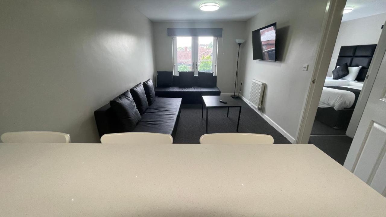 Mays Apartments - 102 Mill Street, Free Parking, 2 Minute Walk To Baltic Market And City Centre - Apartments Sleep 1-10 Guests Ліверпуль Екстер'єр фото